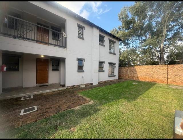 2 BEDROOM TOWNHOUSE FOR SALE IN CHANTELLE
